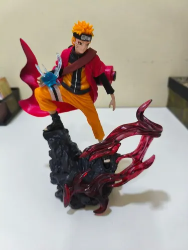 Action figures Naruto