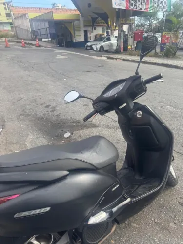 MOTO LEAD - SEGUNDA DONA