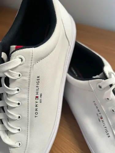 Tênis Tommy Hilfiger 