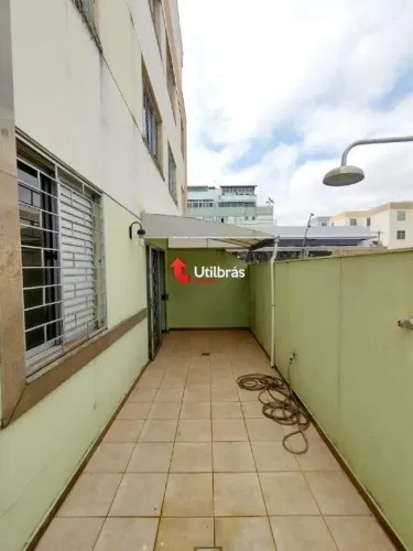 Área Privativa para aluguel, 3 quartos, 1 suíte, 1 vaga, Sagrada Família - Belo Horizonte/