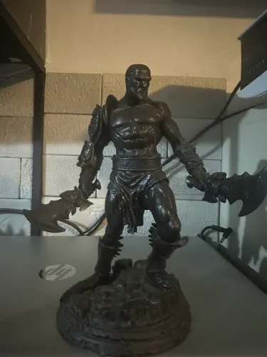 Estátua Kratos God of War Collection