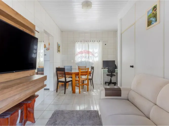Casa 2 Quartos à Venda Carianos, Florianópolis, SC
