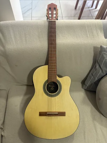Violão gianini