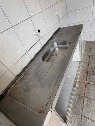 Pia de alumínio 2 metros