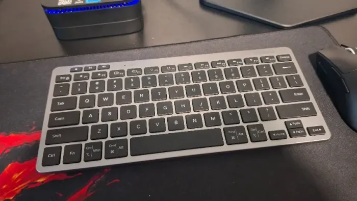 Teclado UGREEN Sem Fio 2.4Ghz Bluetooth 5.3 Portátil