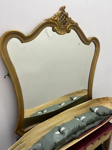 Espelho de madeira maciça
