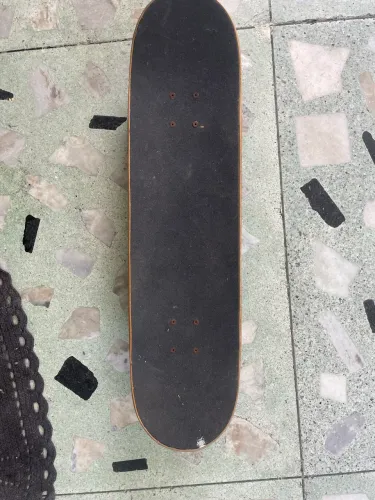 Vendo skate profissional todo X-SEVEN