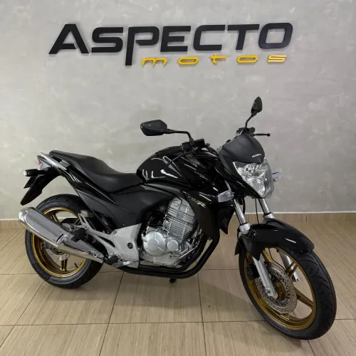 CB300R