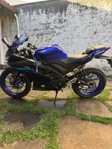 R15 baixo Km