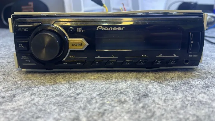 Pioneer MVH-98UB original 
