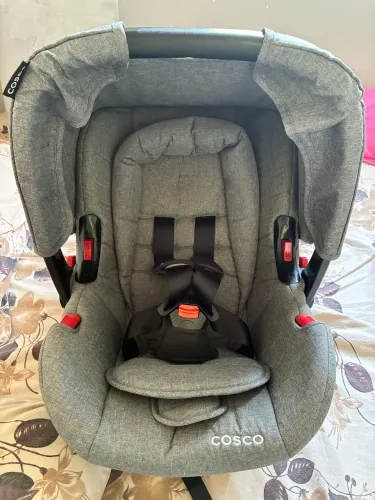 Bebê conforto cosco 