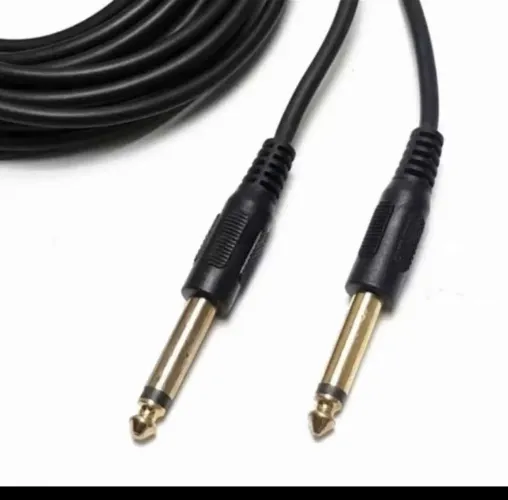 Cabo p10/p10 para guitarra ou violão elétrico com 1.80 cm 3 mm de expessura