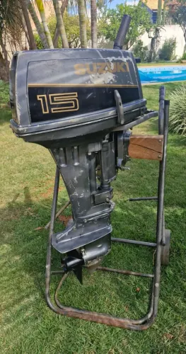 Motor de barco Suzuki