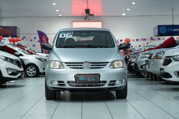 Volkswagen Fox Selecao 1.6 Total Flex 8V 5P 2006