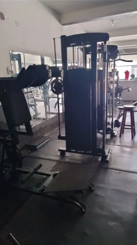 ACADEMIA DE MUSCULAÇÃO COMPLETA 