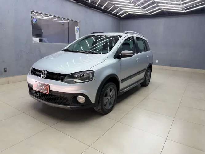 Volkswagen Spacecross I Motion 1.6 MI Total Flex 8V 2012
