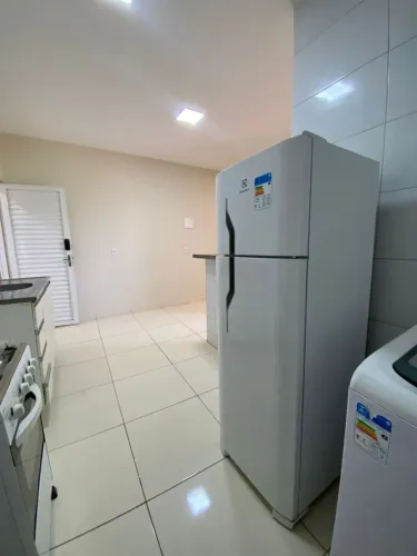 Aluga se kitinets com mobilia *