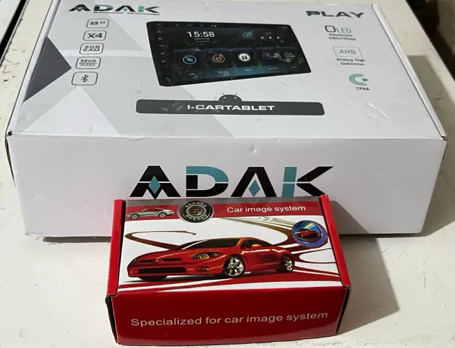 DESTAQUE!!! Multimídia automotiva ADAK 2932A - 09 polegadas - Usada, na caixa!