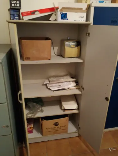 armario de escritorio de madeira