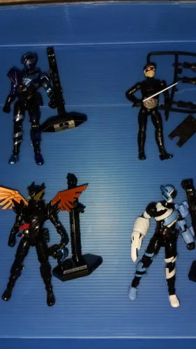 8-PACK KAMEN RIDER SO-DO BUILD.
