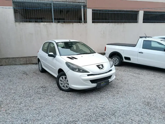 Peugeot 207 Active 1.4 Flex 8V 5P 2015