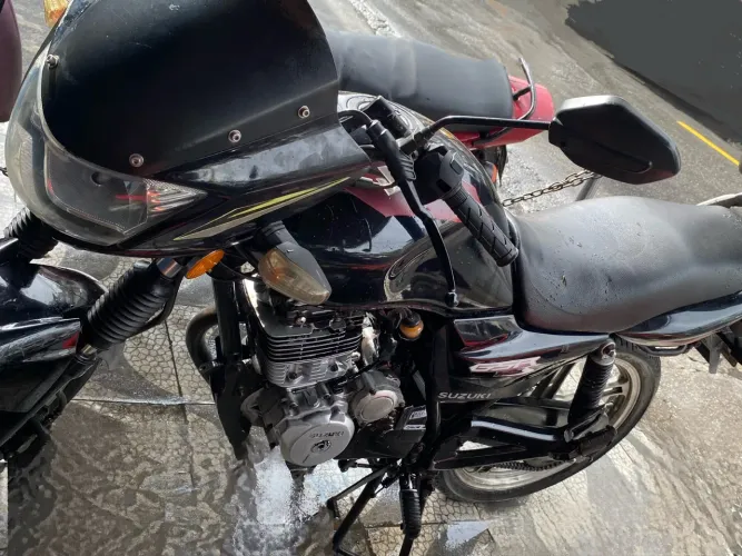 Suzuki GSR 125S