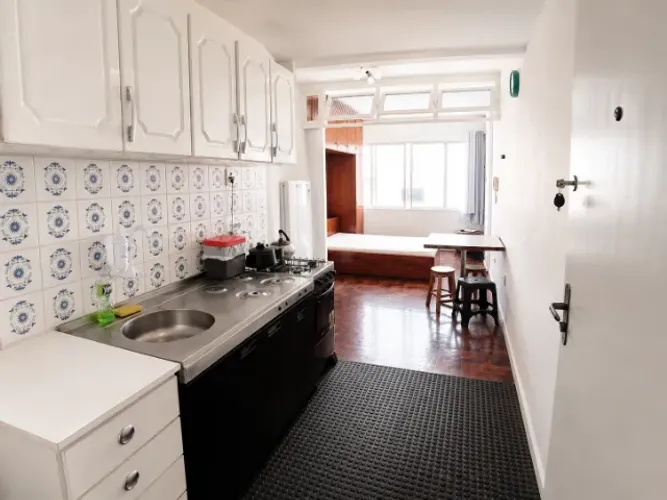 Apartamento studio flat apto-Kitnet jk mobiliado locação ANUAL Centro Balneário Camboriú