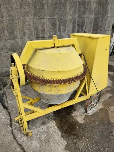 Betoneira 280 litros