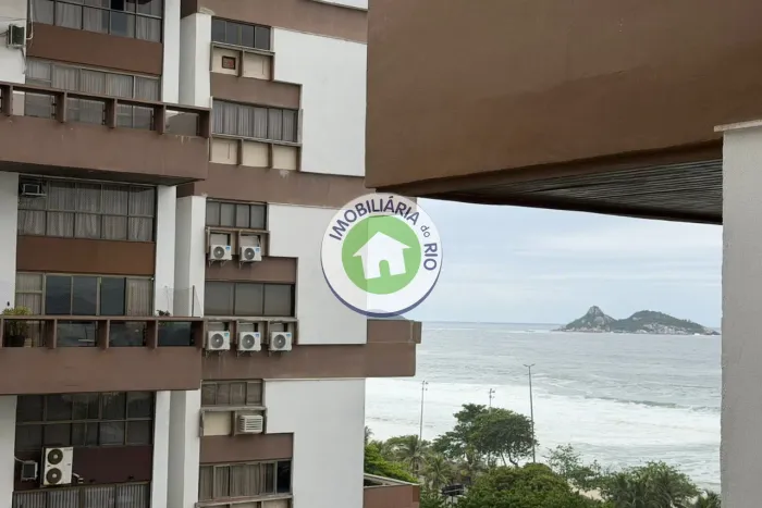 Apartamento de Luxo na Barra da Tijuca - 4 quartos, 3 suítes, 2 salas, 5 banheiros, 3 vaga