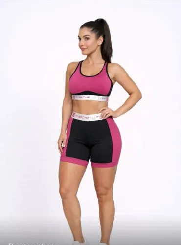 Roupas de academia 