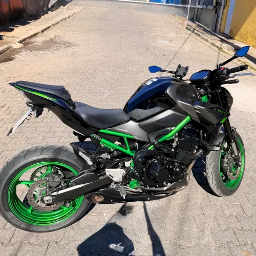 Z900 SE 23/23, único dono, bateria e pneus zeros, baixo km