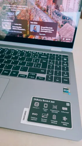 Notebook Samsung Galaxy book 4 360 - 2x1 touch i5 com 16 GB de RAM E 512GB