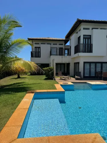 Casa de Alto Padrão à Venda no Condomínio Quintas de Sauípe Laguna