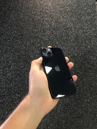 iPhone 13 128GB - Preto 