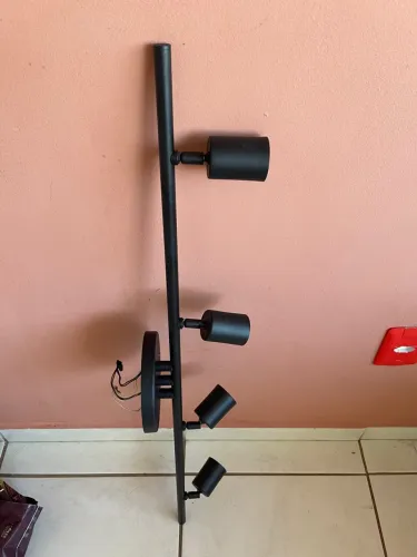 Vendo trilho eletrificado
