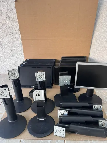 Lote com 12 monitores 