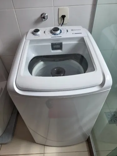 Maquina de lavar roupas Eletrolux Efficient Care 9 k