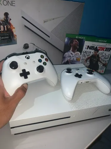 Xbox One S