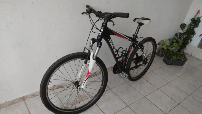 Bicicleta aro 26 Scott 