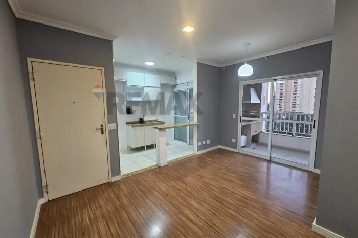 Apartamento para locação em frente à Praça do Habib's em Mogi das Cruzes.