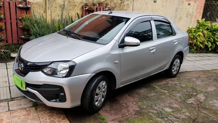 Toyota Etios X Sedan 1.5 Flex 16V 4P Mec. 2020