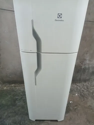 Geladeira df35a eletrolux