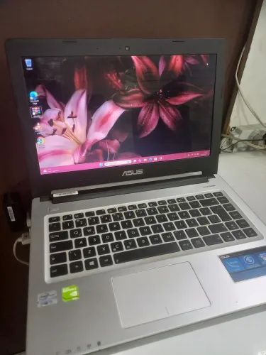 Notebook ASUS i7 3537
