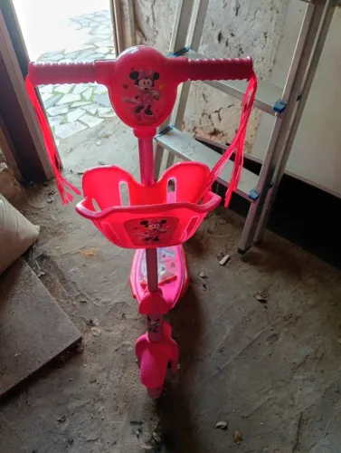 Patinete menina