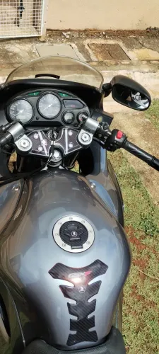 Suzuki gsxf 750