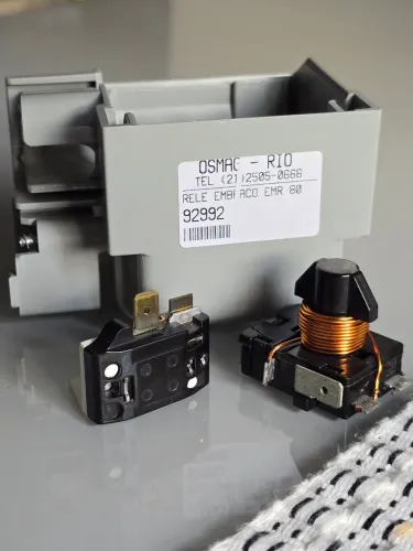 Kit Relé Embraco EMR-80 com Protetor Térmico e Caixa Plástica