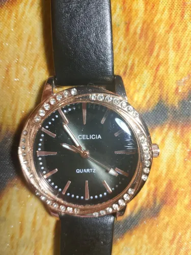 Relógio de pulso feminino