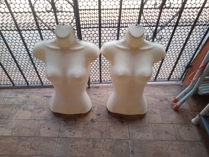 Vendo bustos de roupa