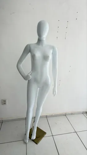 Manequim de loja de roupa