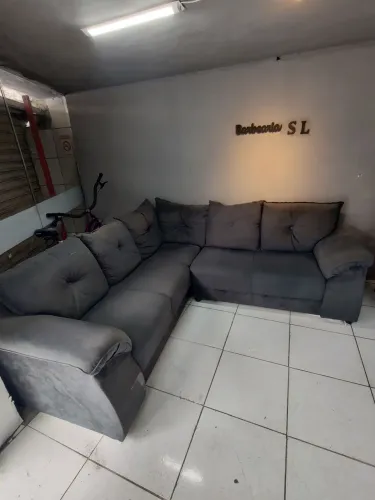 Sofá em L